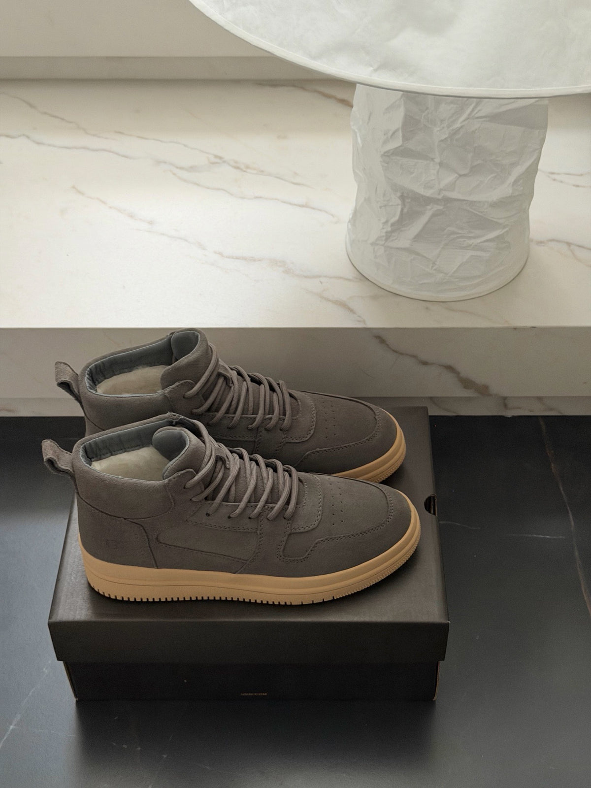 26S Highland Hi Heritage Sneakers