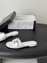 26B Leather Sandals