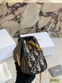 Médaillon Pouch