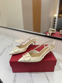 Garavani VLogo Patent Leather Pumps 8cm