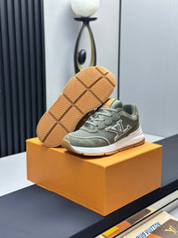 Classic Trainers