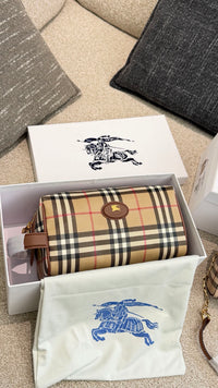 Check Travel Pouch