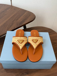 26S Leather Thong Sandals