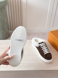 26S Time Out Sneakers