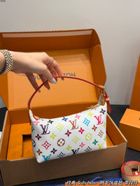 Hills Pochette Bag