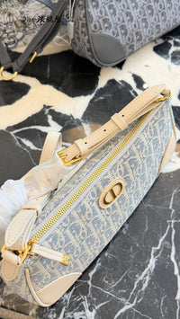 Montaigne Wanderlust Mini Bag