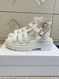 Monolith Fisherman Sandals