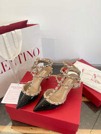 Garavani Rockstud Patent Leather Pumps 6.5cm