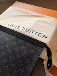 Pochette Voyage MM Monogram Eclipse