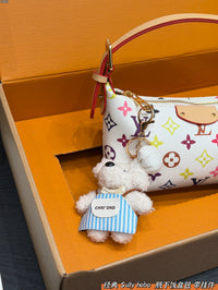 Hills Pochette Bag