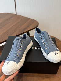 26S Slip-on Sneakers