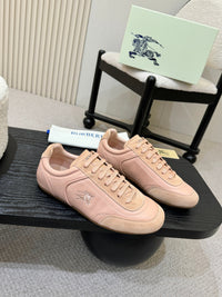 Knight Runner Sneakers