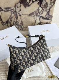 Montaigne Hobo Mini Bag