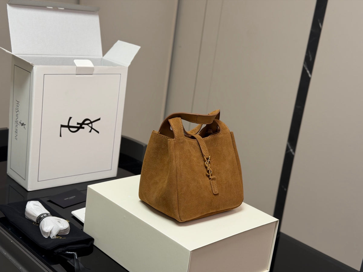 Le 5 à 7 Baby Bea Bag