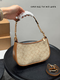 Teri Shoulder Bag