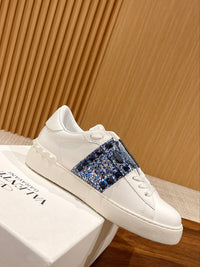 Garavani Rockstud Sneakers