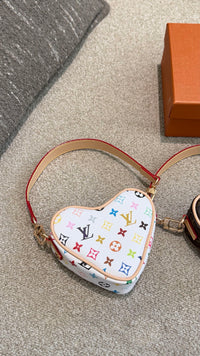 Coeur Mini Heart Bag