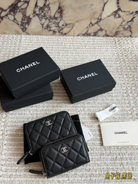 Classic Zipped Coin Purse