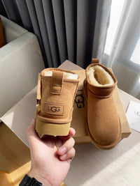 Classic Ultra Mini Boots