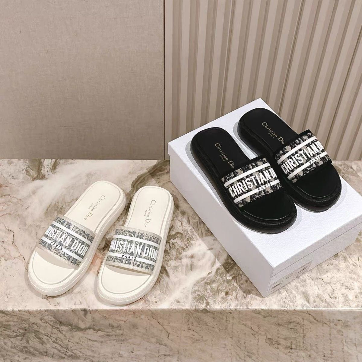 Dway Oblique Embroidered Slide