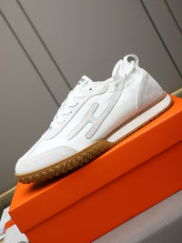 Trail Sneakers