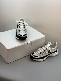 Logo Trainers