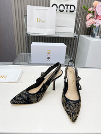 26S Slingback Pumps