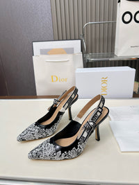26S Slingback Pumps