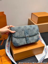 Diane Monogram Denim Bleu