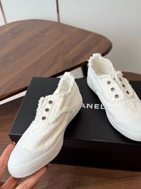 26S Slip-on Sneakers