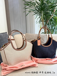 Ivy Tote Bag