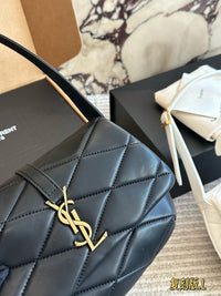 Le 57 Quilted Shoulder Bag