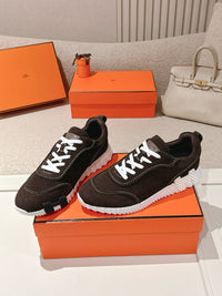 26S Bouncing Sneakers