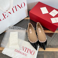 Garavani Rockstud Ballet Flats