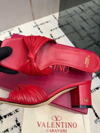 26S Garavani Annet Mules