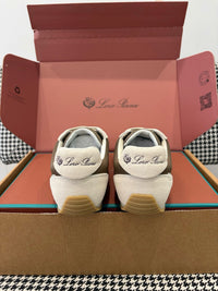 Fast Walk Sneakers