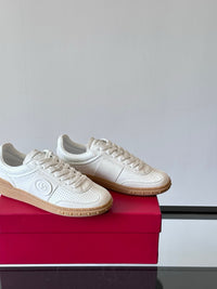 Upvillage Panelled Leather Sneakers
