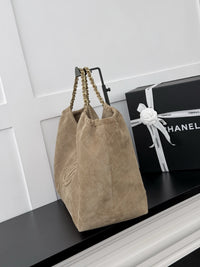 26C Suede Shopping Tote