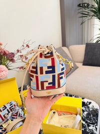 Mon Tresor Mini Bucket Bag