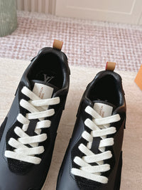 Drop 300 Sneakers