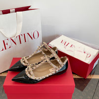 Garavani Rockstud Ballet Flats