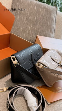Diane Satchel