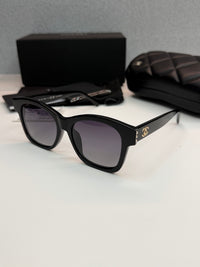 CH5482H Square Sunglasses