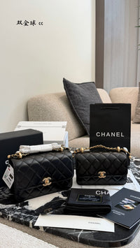 24C Flap Bag