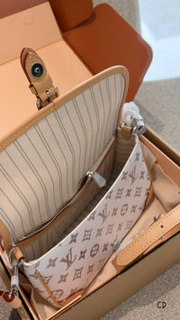Diane Bag Monogram Pearly