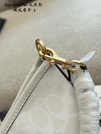 Laurel Shoulder Bag