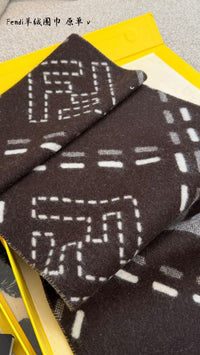Selleria Macro Check Scarf