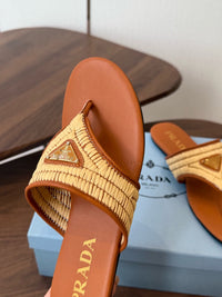 26S Leather Thong Sandals