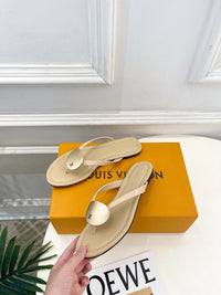 Treasure Thong Sandals