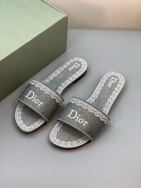 Dway Slides